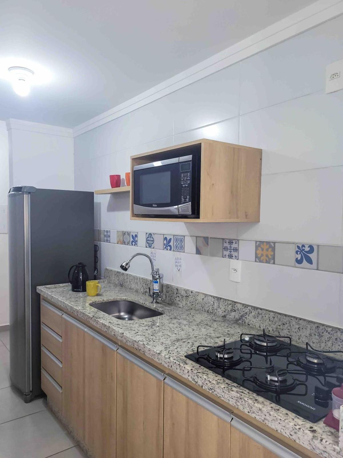 Bem No Centro, Cozinha Completa, Varanda E Garagem Poços de Caldas Εξωτερικό φωτογραφία